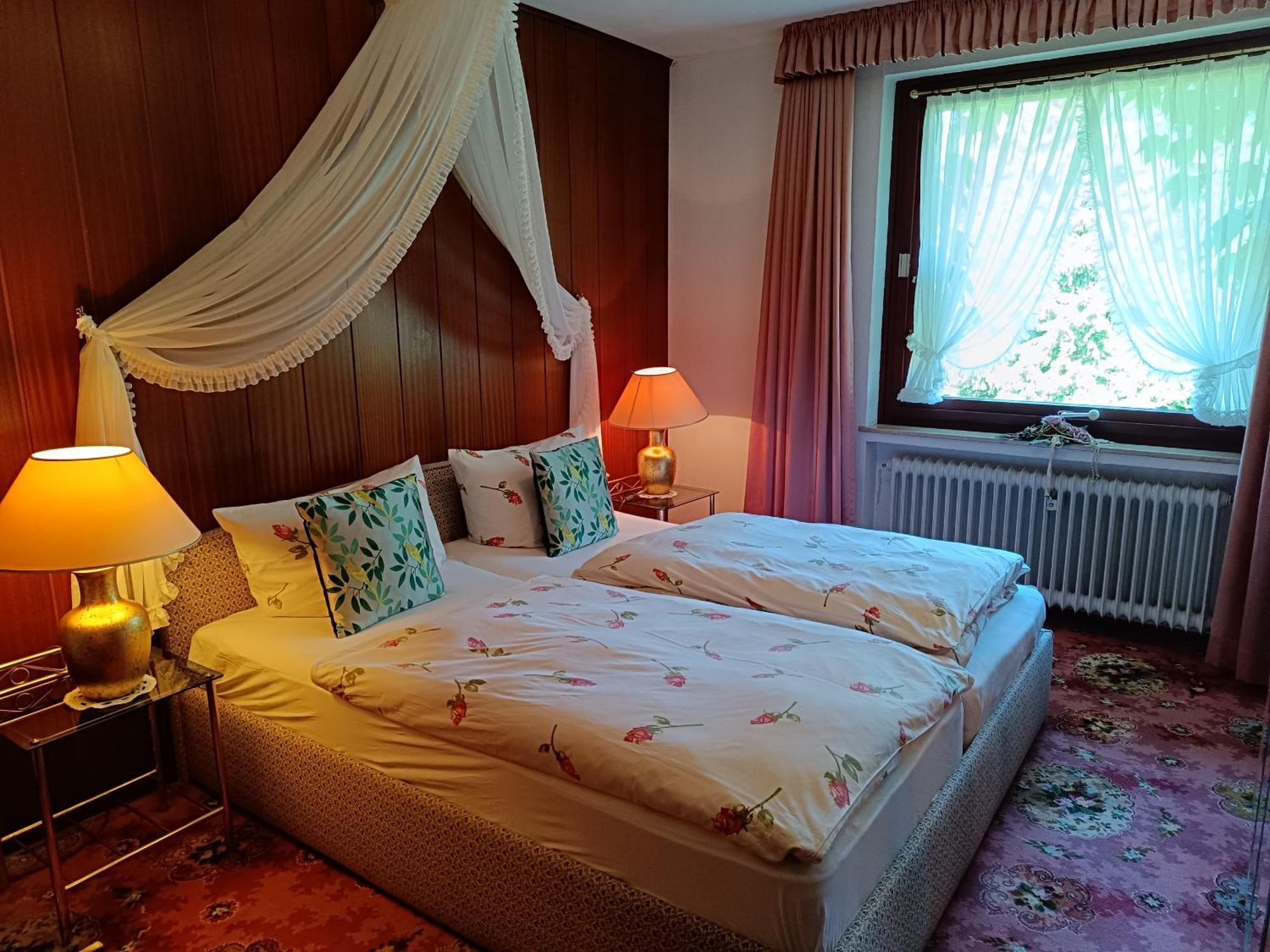 Wellness Und Romantik Hotel Helmboldt Бад-Закса Экстерьер фото
