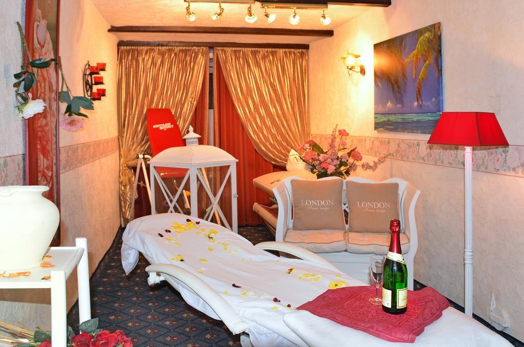 Wellness Und Romantik Hotel Helmboldt Бад-Закса Экстерьер фото